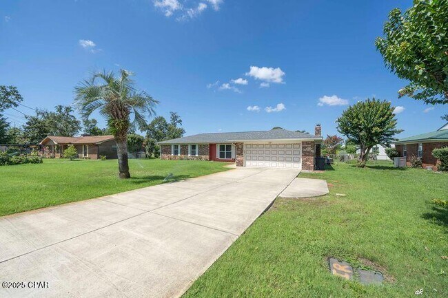 Building Photo - 7088 Hugh Dr