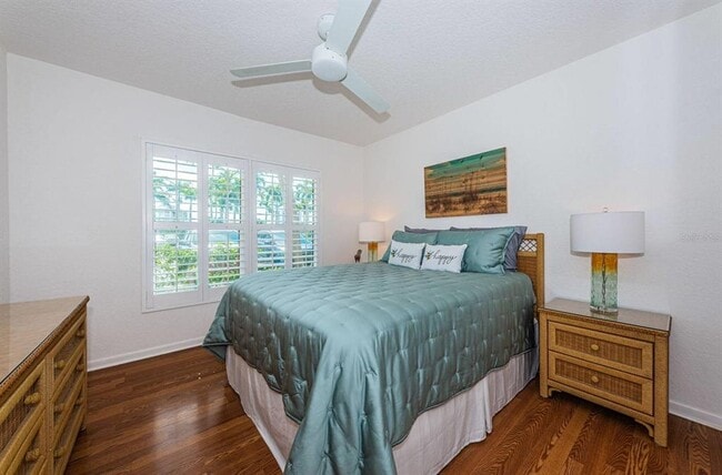 Building Photo - 6083 Bahia Del Mar Cir N