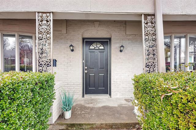 Building Photo - 2009 Berwick Ave