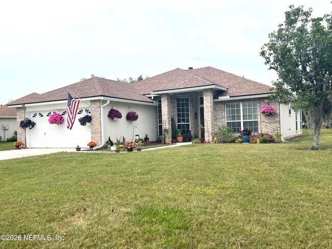 Building Photo - 913 Mackinaw Trail