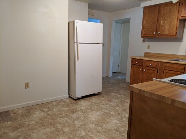 Building Photo - New Listing!!!