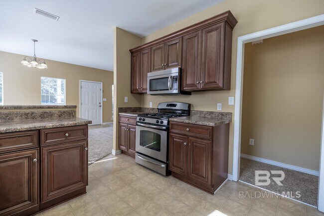 Building Photo - 33740 Stables Dr E