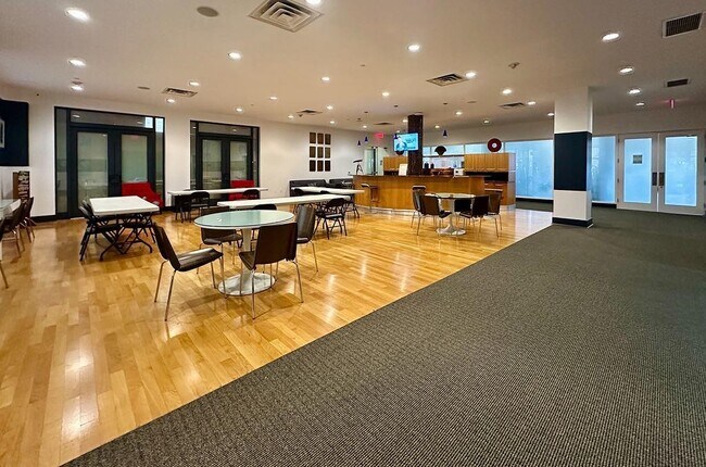 Building Photo - 4 Beacon Way