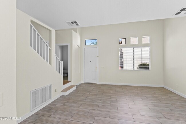 Building Photo - 14369 W Lexington Ave