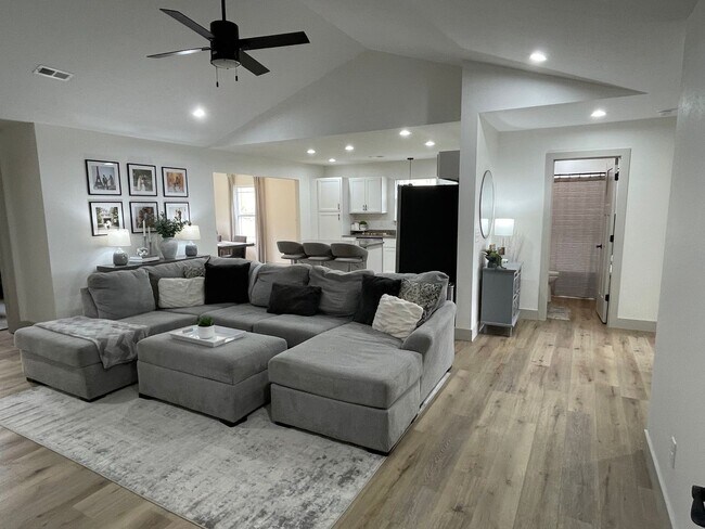 Building Photo - Built in 2025 3 Bed 2 Bath FOR RENT