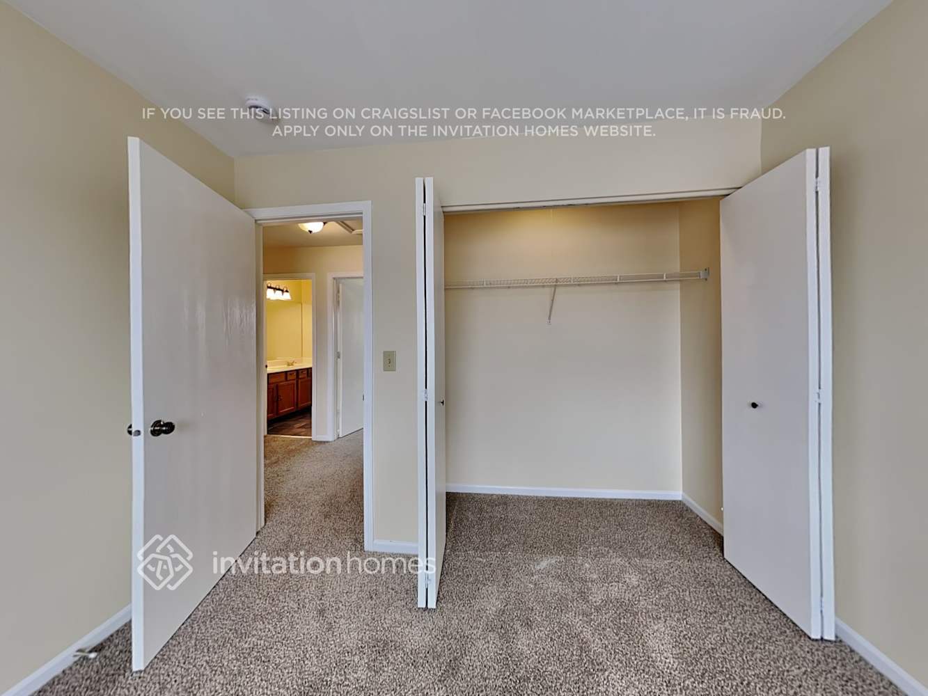 Building Photo - 20848 W Aspen Ct