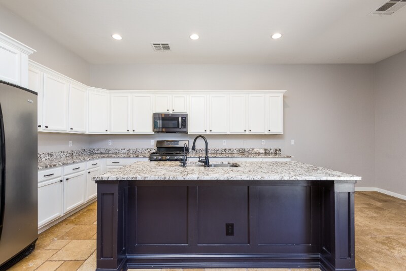 Building Photo - 3320 S Nash Way