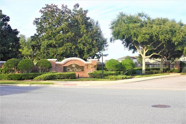 Building Photo - 1315 Yorkshire Ct