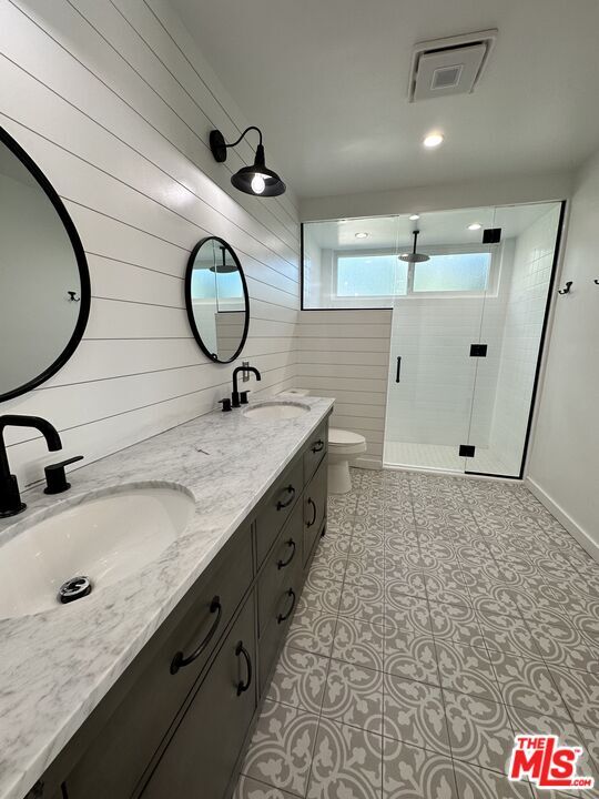 Building Photo - 10850 Remmet Ave