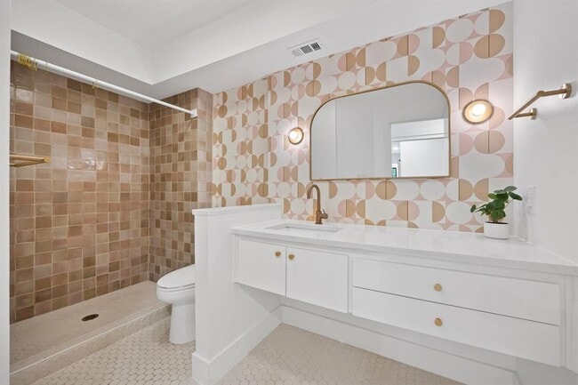 Building Photo - 7518 Stonecliff Dr