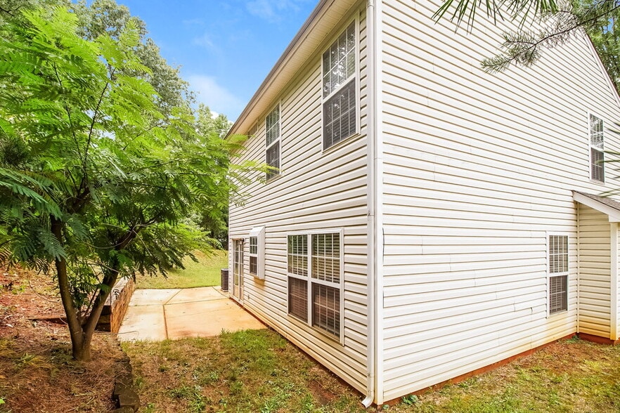 Building Photo - 7000 Indian Ridge Ln