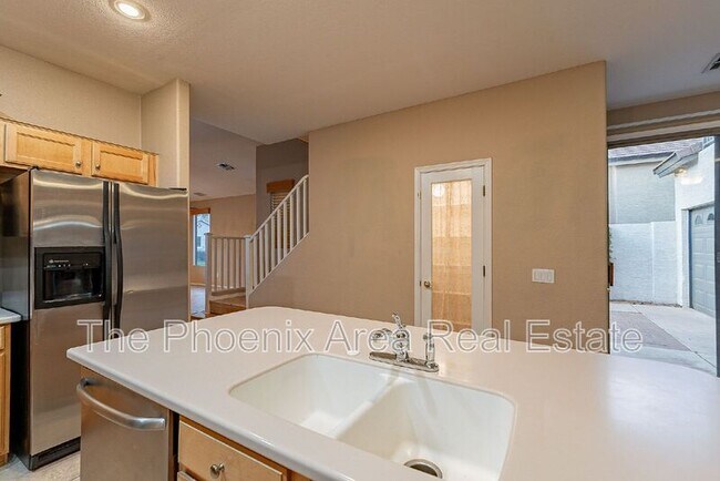 Building Photo - 1143 N Apollo Dr