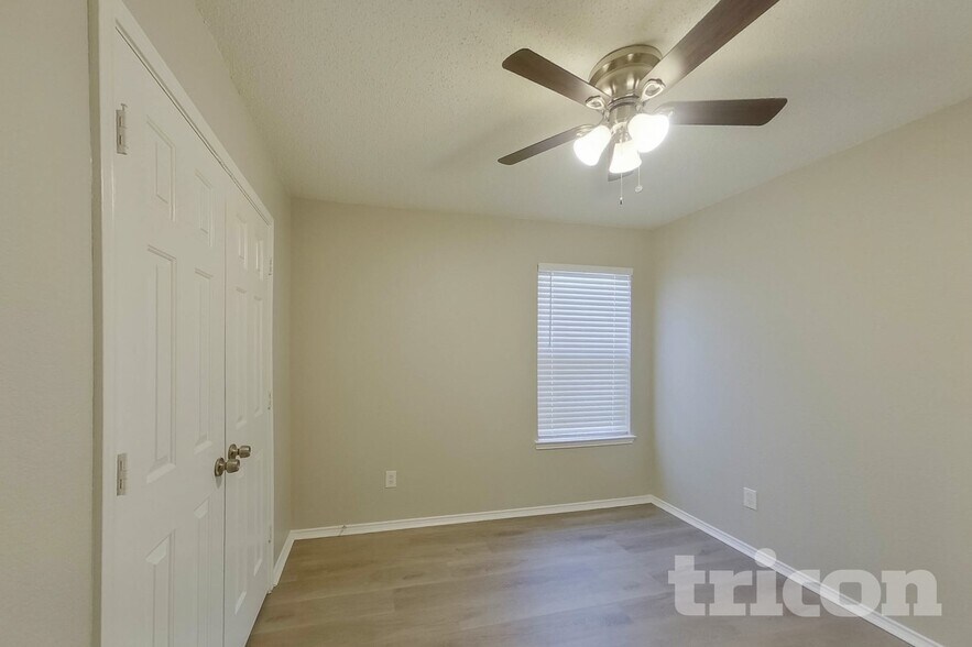 Building Photo - 1417 Atkins St