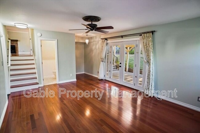 Building Photo - 26421 Torrey Pines Dr
