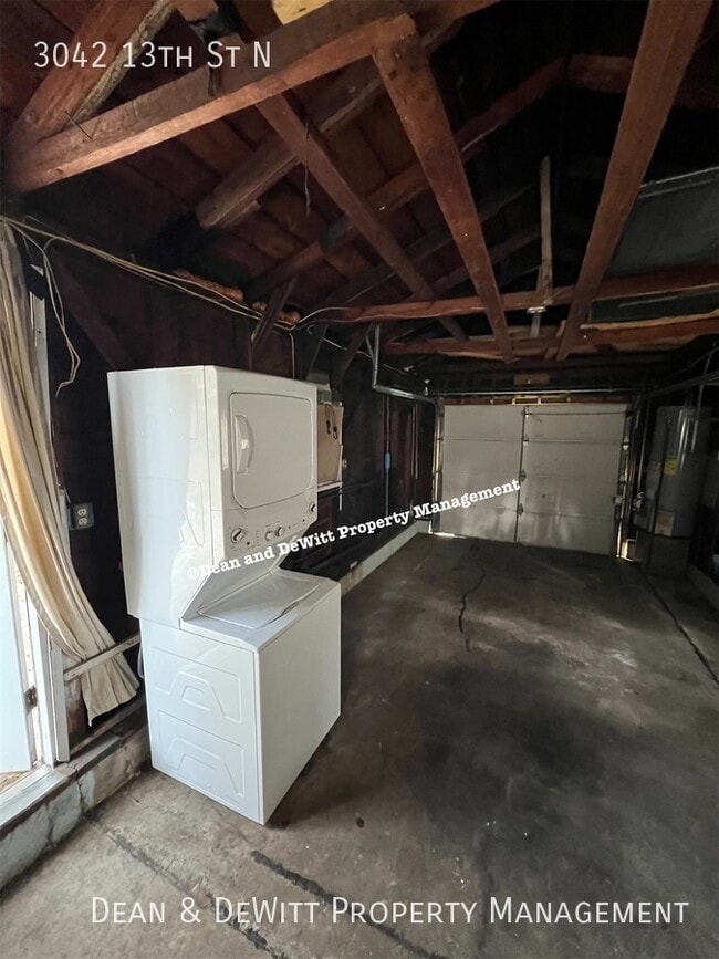 Building Photo - 3042 13th St N