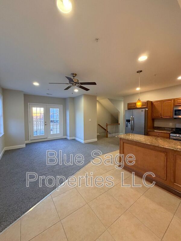 Building Photo - 432 E Baltimore Ave