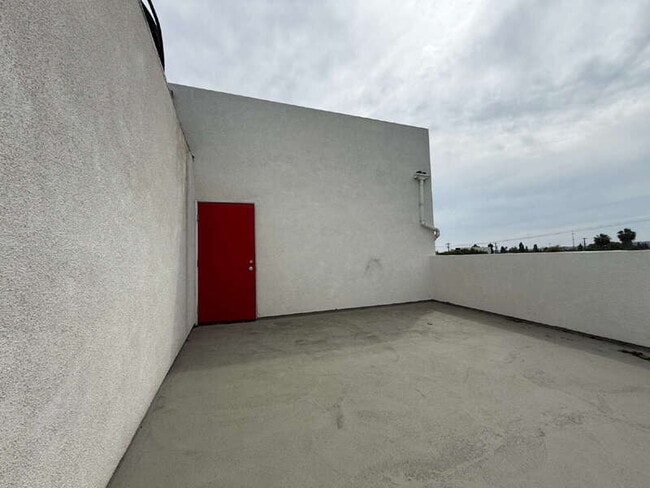 Building Photo - 1260 Leighton Ave