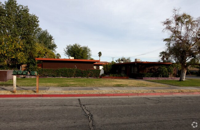Primary Photo - 580 S El Cielo Rd