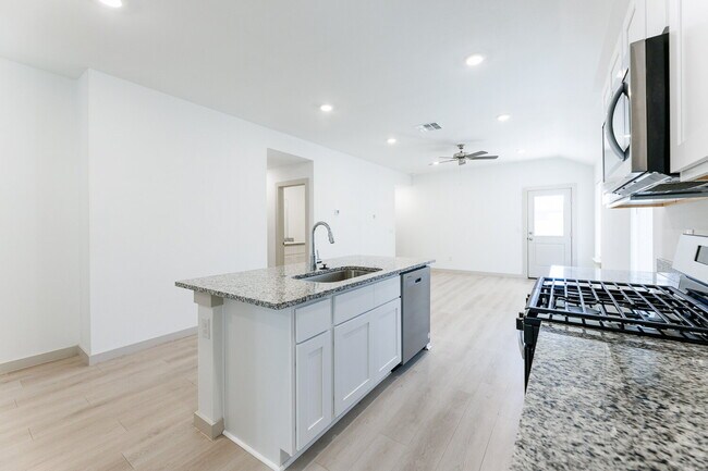 Building Photo - "Charming 3-Bedroom Home in Frenship ISD"