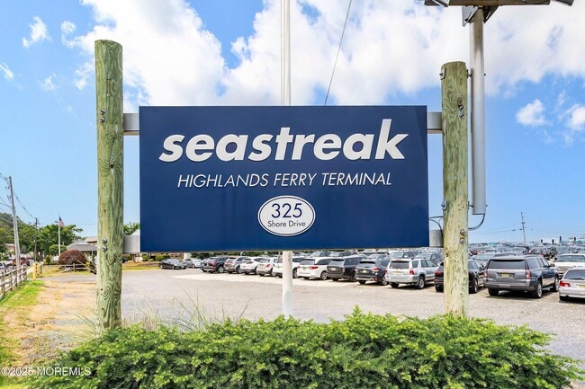 Building Photo - 203 Shore Dr