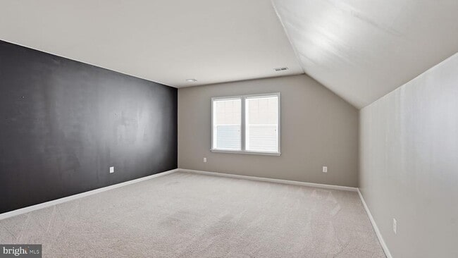 Building Photo - 424 Alder Dr