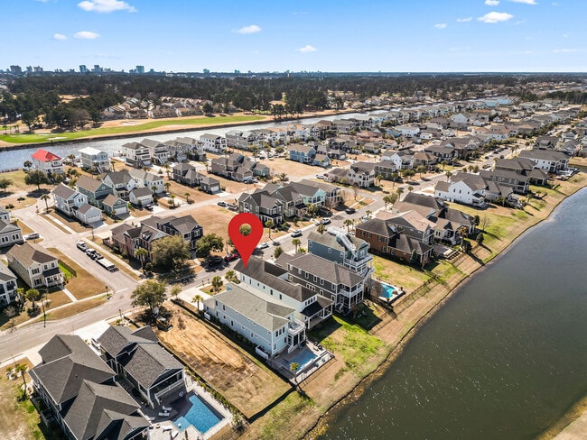 Building Photo - Crystal Water Home