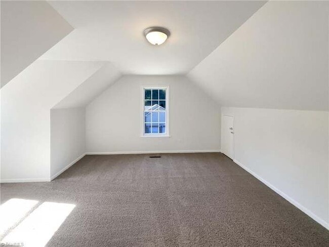 Building Photo - 7395 Cortney Glen Ln