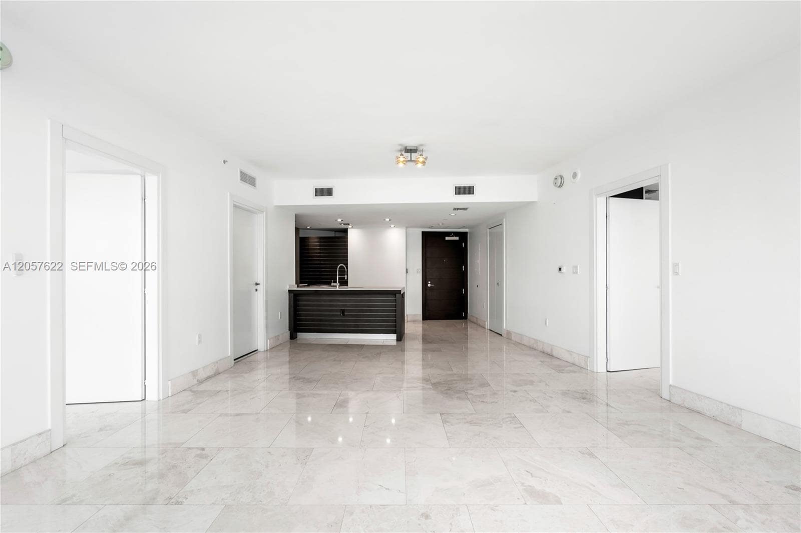 Building Photo - 200 Biscayne Boulevard Way