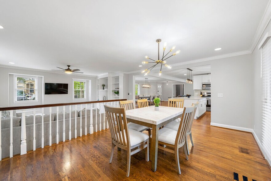 Building Photo - 550 High Point Ln