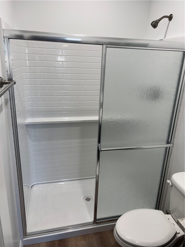 Building Photo - 2553 Sycamore Ave