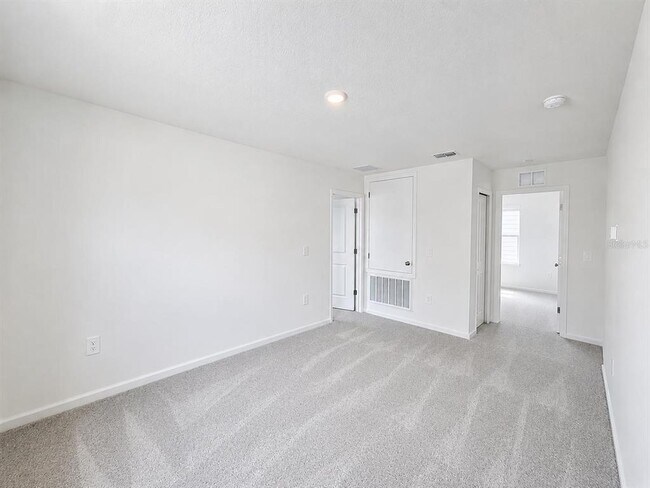 Building Photo - 6472 Domizio Dr