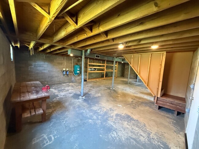Building Photo - 369 Pleasant Hill Rd