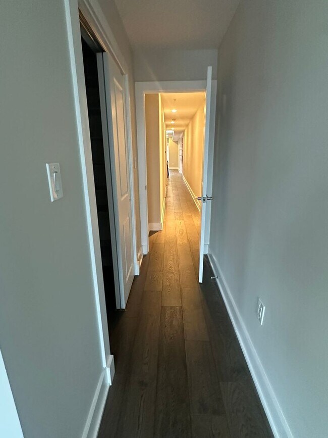 Building Photo - Modern 2 Bedroom, 2 Bathroom Penthouse with Parking in Historic LeDroit Park