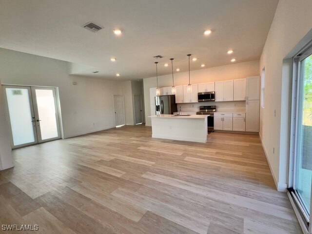 Building Photo - 4103 Nora Ave S