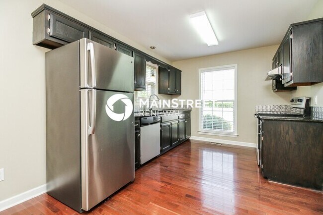 Building Photo - 4 Bedroom Pet-Friendly Home in Spring Hill...