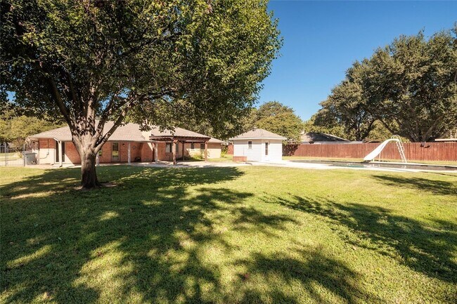 Building Photo - 624 Cimarron Trail