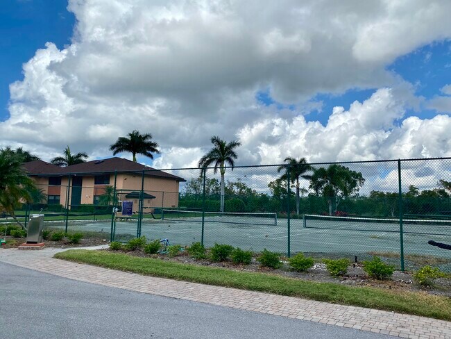 Building Photo - 1516 Mainsail Dr