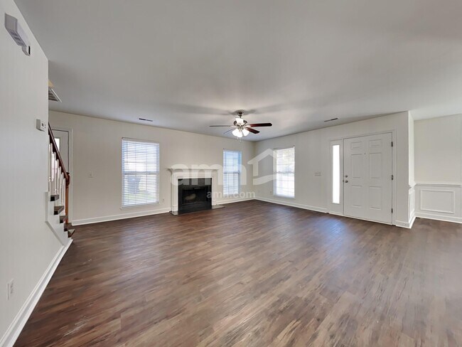 Building Photo - 170 Moon Dance Ln