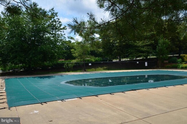 Building Photo - 14286 Glade Spring Dr