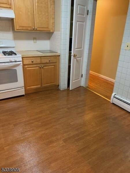 Building Photo - 408 Stuyvesant Ave