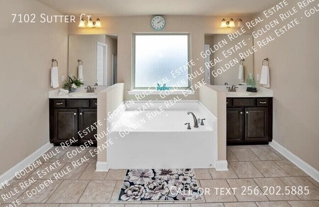 Building Photo - 7102 Sutter Ct