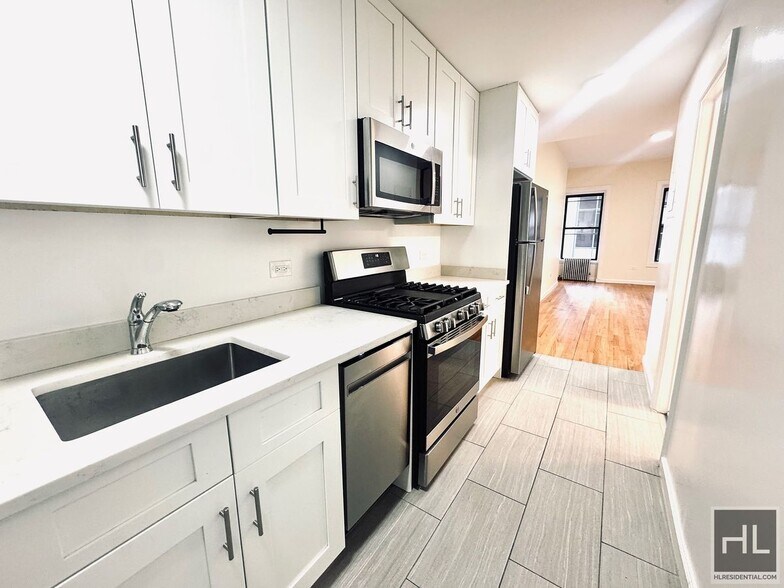 Primary Photo - WEST 56 STREET
