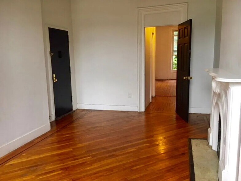 Building Photo - 533 Franklin Ave