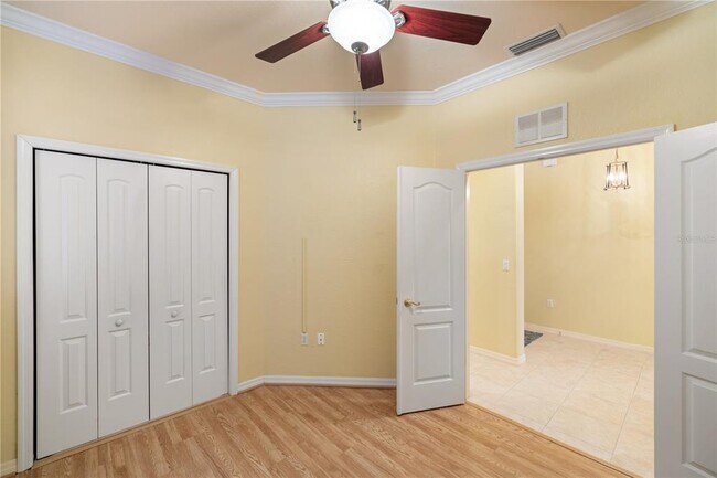 Building Photo - 1775 Scarlett Ave
