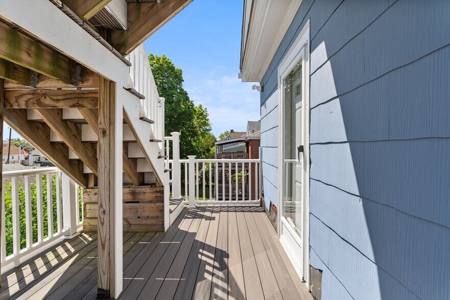 Building Photo - 279 E Squantum St