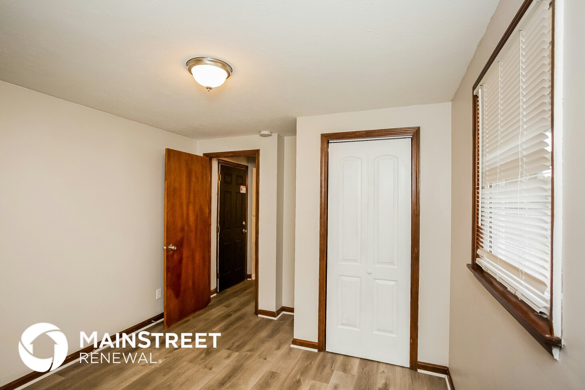 Building Photo - 3325 Loral Dr