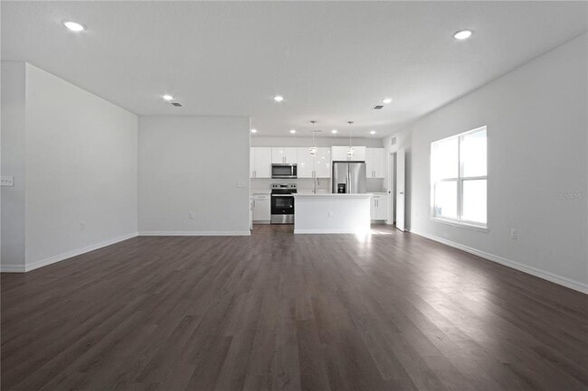 Building Photo - 1311 Hillsborough Ln