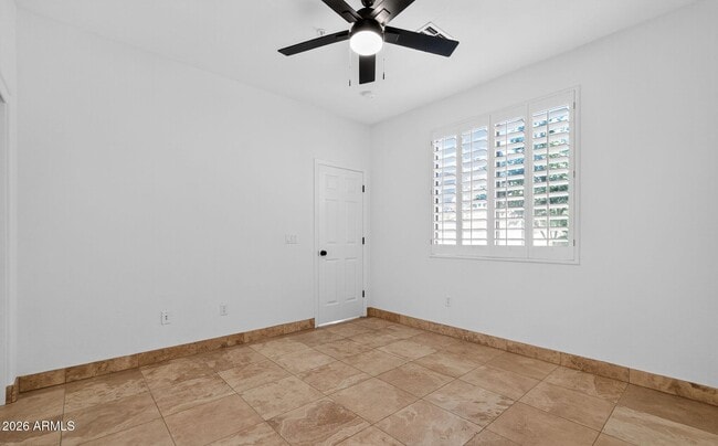 Building Photo - 7742 E Los Gatos Dr