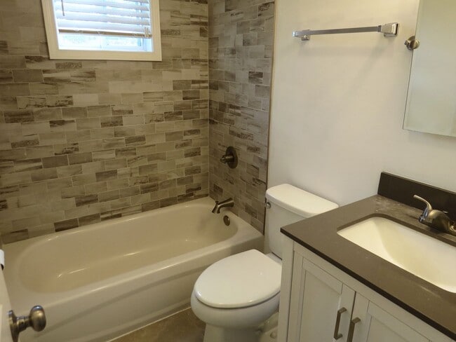 Building Photo - Spoil Yourself!!