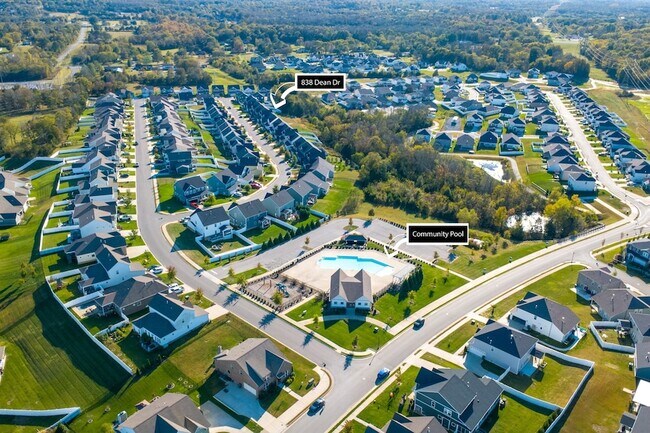 Building Photo - 838 Dean Dr